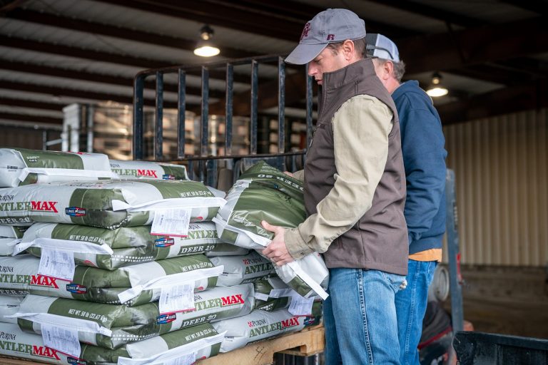 Deer Feeds & Supplies Odiorne Feed & Ranch Supply