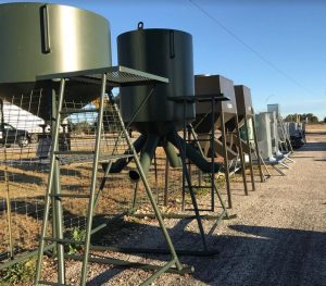 deer feeders & blinds