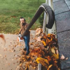 How to Clean your Gutters with Stihl
